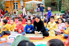 Lễ hội "Gói bánh chưng" đón xuân Quý Mão 2023 của trường MN Sen Hồng