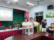 Hội nghị công chức- viên chức- người lao động trường MN Sen Hồng năm học 2022- 2023.