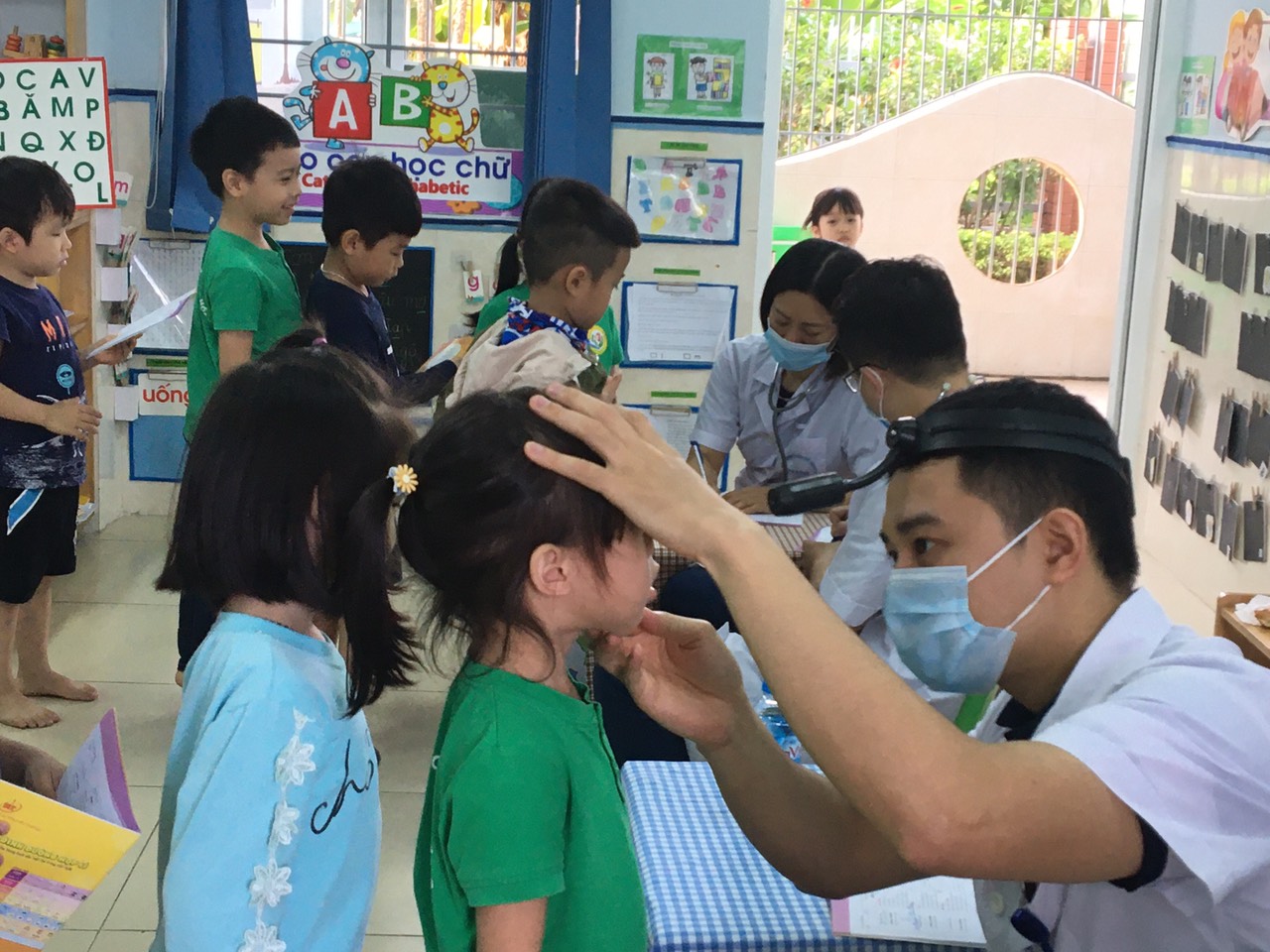 Khám sức khỏe cho trẻ lần 1 năm học 2020- 2021