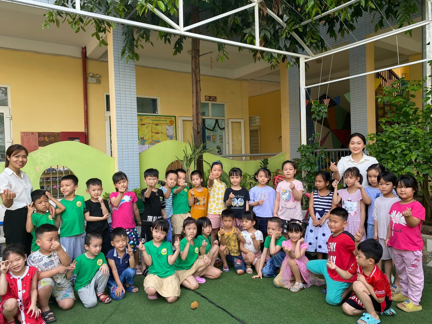 Cảm xúc ngày tựu trường