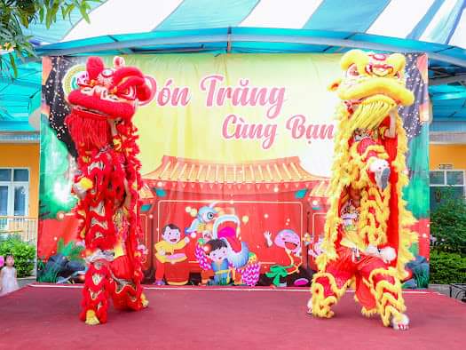 Mùa trăng 2023 của các bé MN sen Hồng