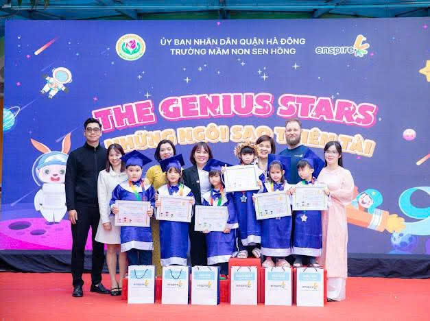 SIÊU SAO 5 TUỔI THAM GIA CUỘC THI TIẾNG ANH BẰNG BÃO – SEN HỒNG TỰ HÀO ĂN MỪNG!